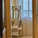 Hestior Floor Apartment, Downtown & Mountain View *